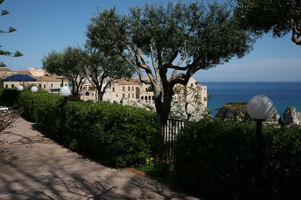 Mansarda Villa Alf Di Vito Tropea Ruang foto